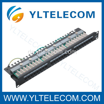 Geben Sie 1 he 19 Zoll 24port(3*8) Patch Panel rechten Winkel Cat.5e und Cat. 6